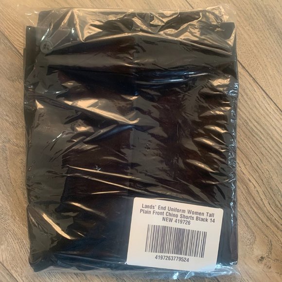 NWT LANDS' END UNIFORM WOMEN'S PLAIN FRONT CHINO SHORTS BLACK 4T, 14T (TALL) - Picture 7 of 9